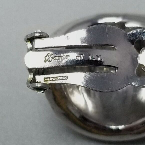 Vintage Kramer of NY Rhinestone Cluster Half Hoop Huggie Clip On Earrings - Picture 4 of 8